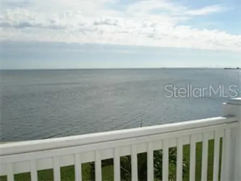 5248 Beach Drive SE St Petersburg FL 33705