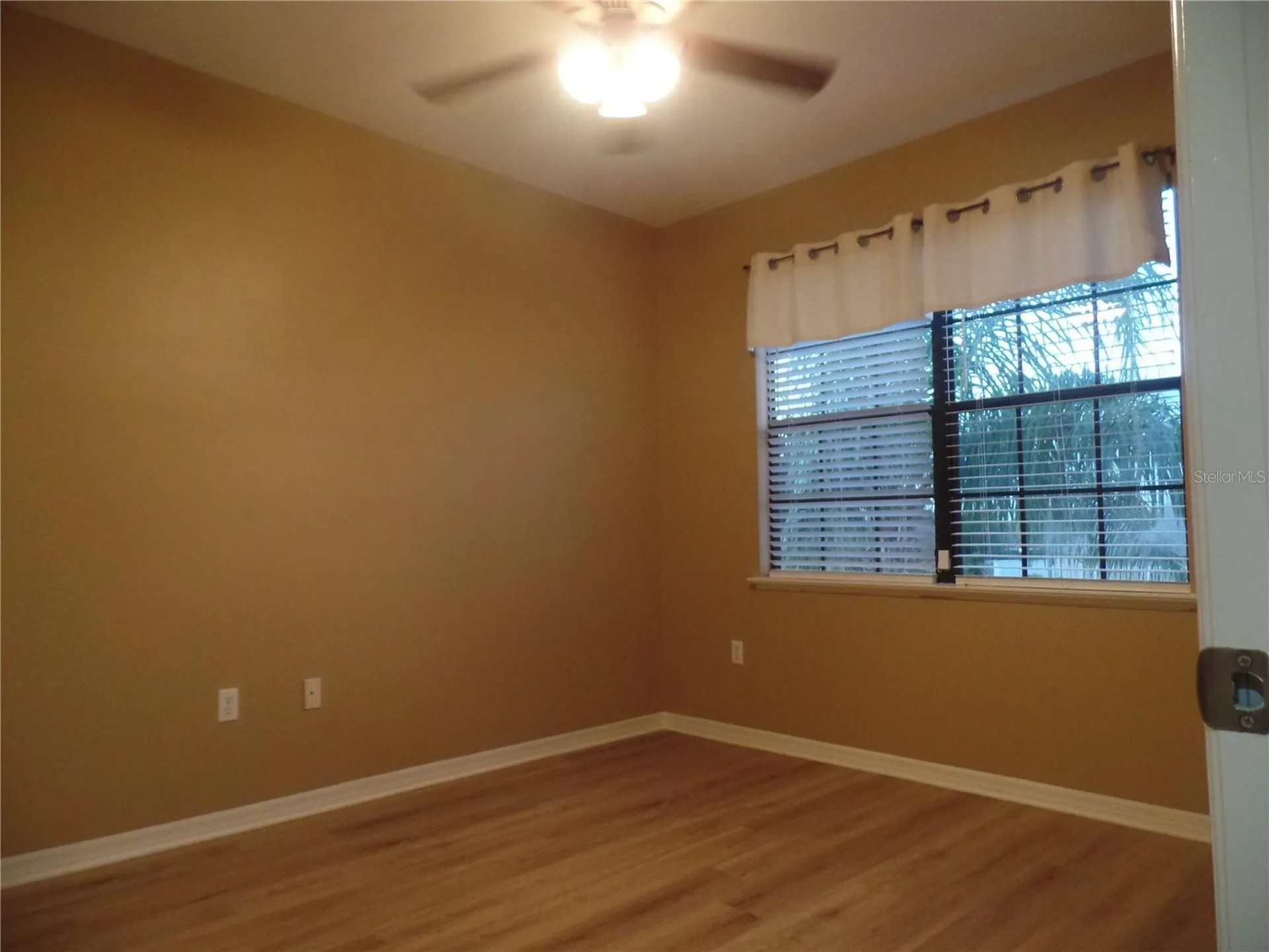 3240 Pineapple Isle Drive Kissimmee FL 34746
