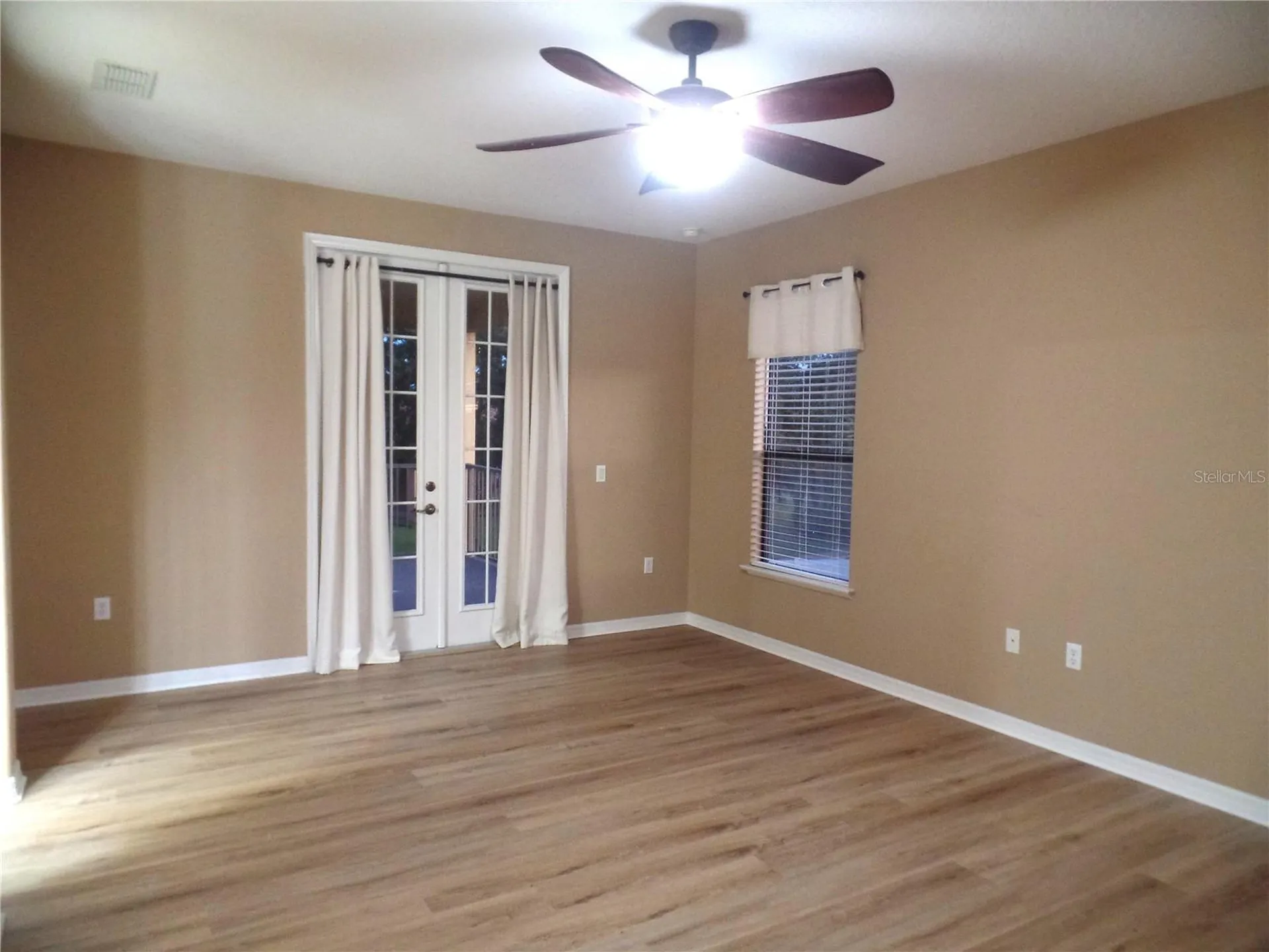 3240 Pineapple Isle Drive Kissimmee FL 34746