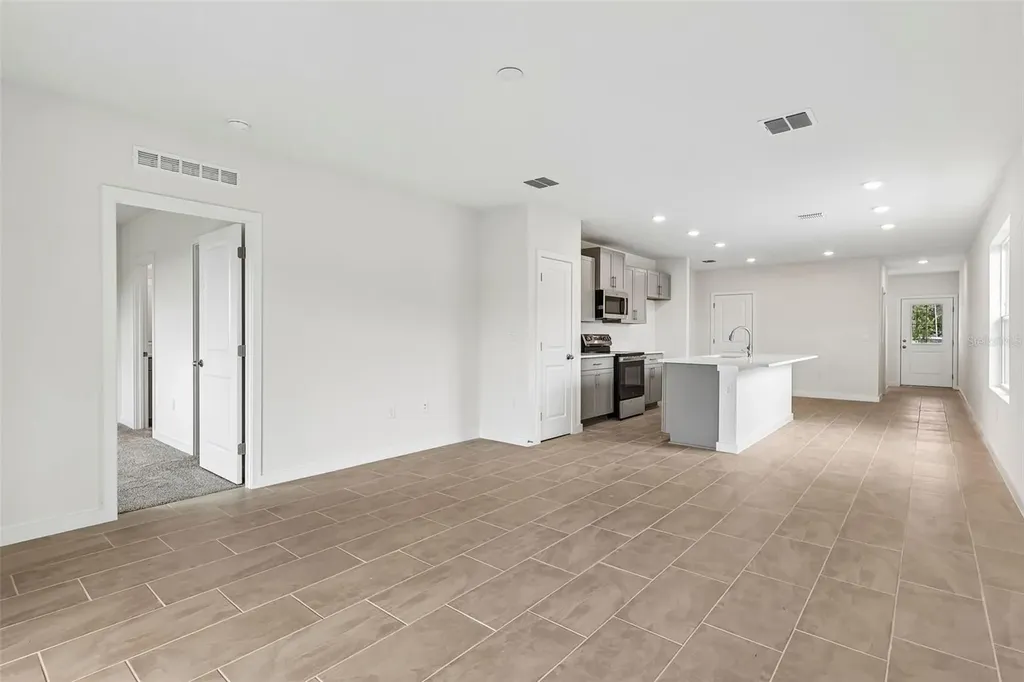 227 Hugo Drive Haines City FL 33844