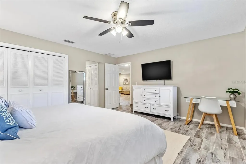 4904 19th Avenue W Bradenton FL 34209