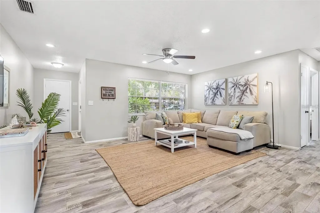 4904 19th Avenue W Bradenton FL 34209
