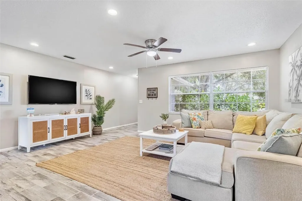 4904 19th Avenue W Bradenton FL 34209