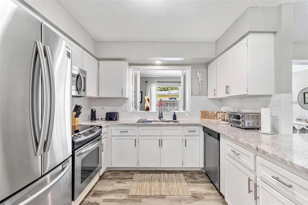 4904 19th Avenue W Bradenton FL 34209