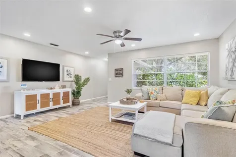 4904 19th Avenue W Bradenton FL 34209