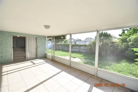 10816 Piccadilly Road Port Richey FL 34668