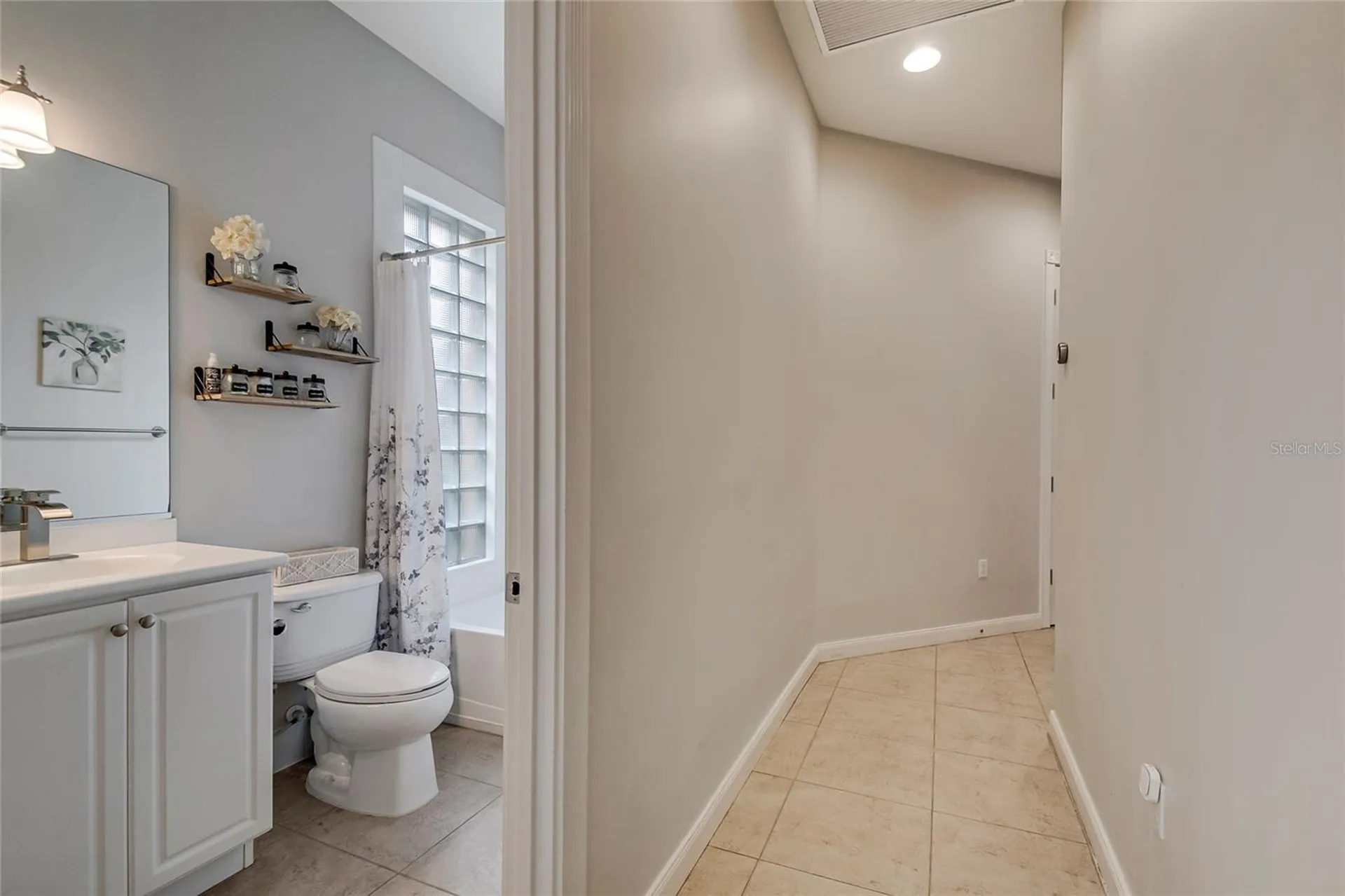 12180 Obelia Lane Orlando FL 32827