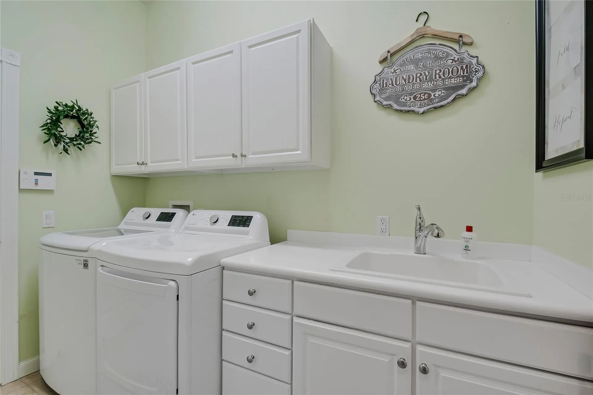 12180 Obelia Lane Orlando FL 32827