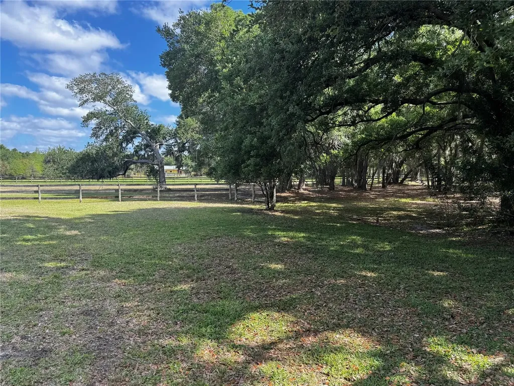 1701 Bern Creek Loop Sarasota FL 34240