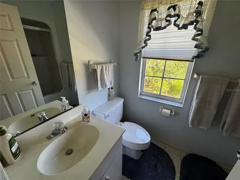 1701 Bern Creek Loop Sarasota FL 34240