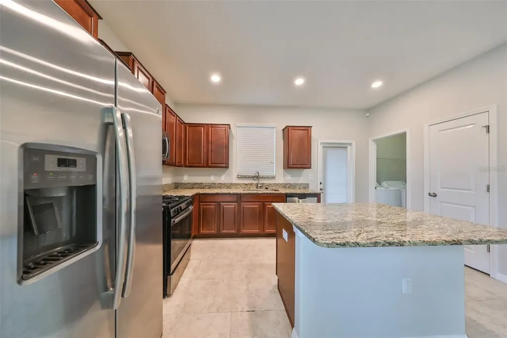6328 Lantern View Place Apollo Beach FL 33572