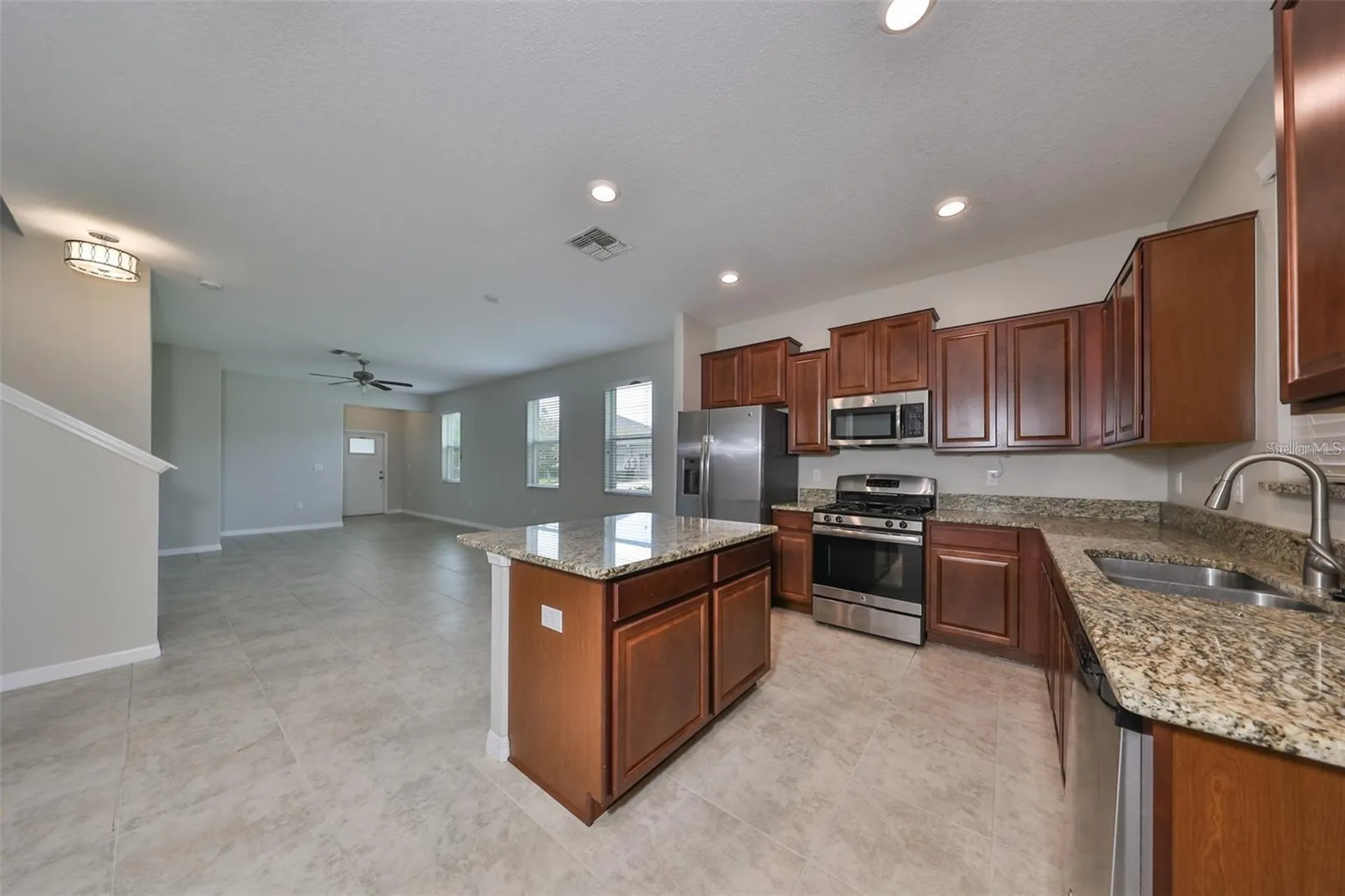 6328 Lantern View Place Apollo Beach FL 33572