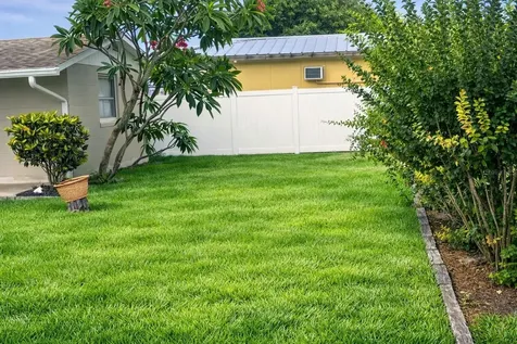 8434 77th Avenue Seminole FL 33777