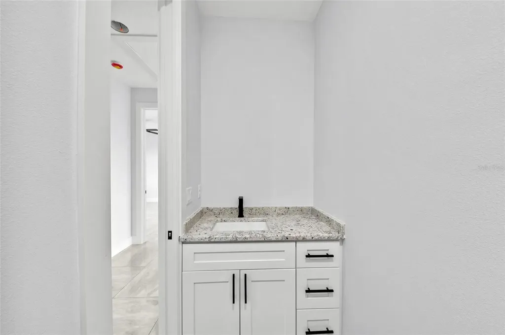 9225 Raes Creek Place Palmetto FL 34221