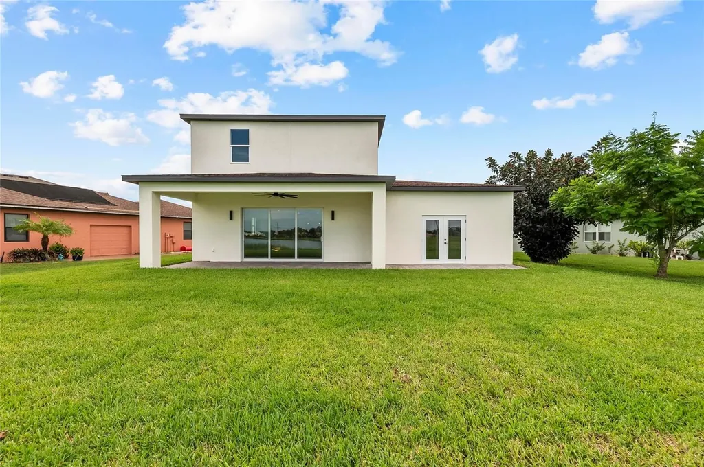 9225 Raes Creek Place Palmetto FL 34221