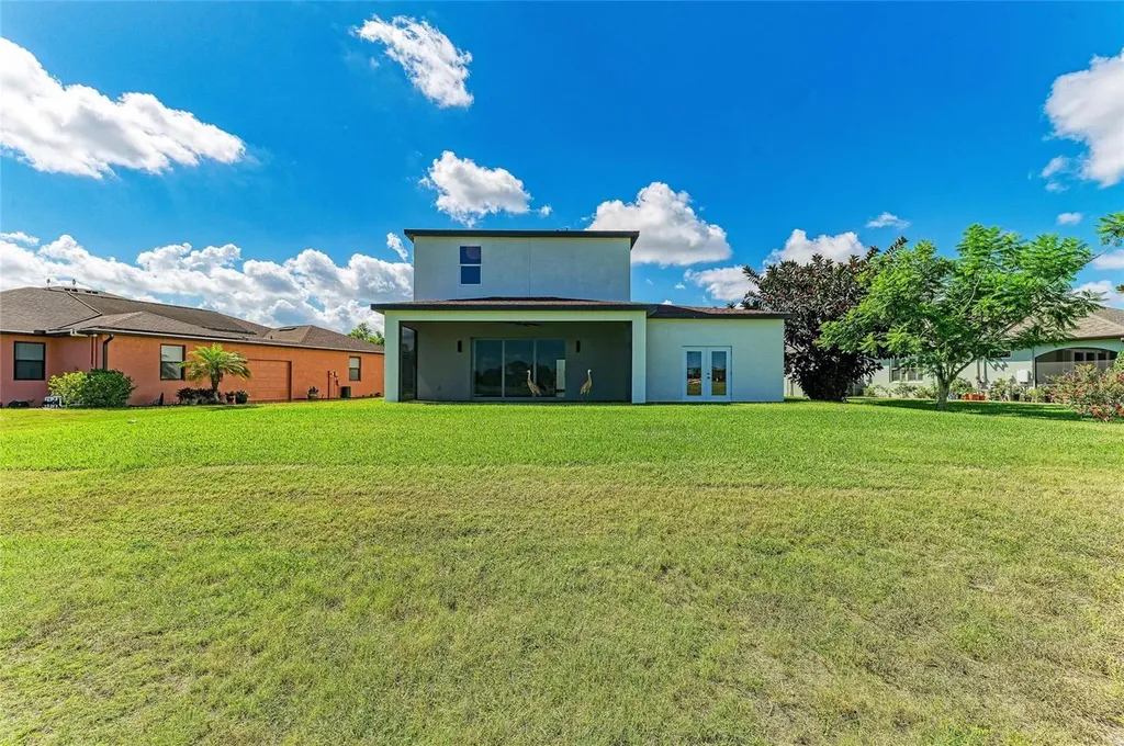 9225 Raes Creek Place Palmetto FL 34221