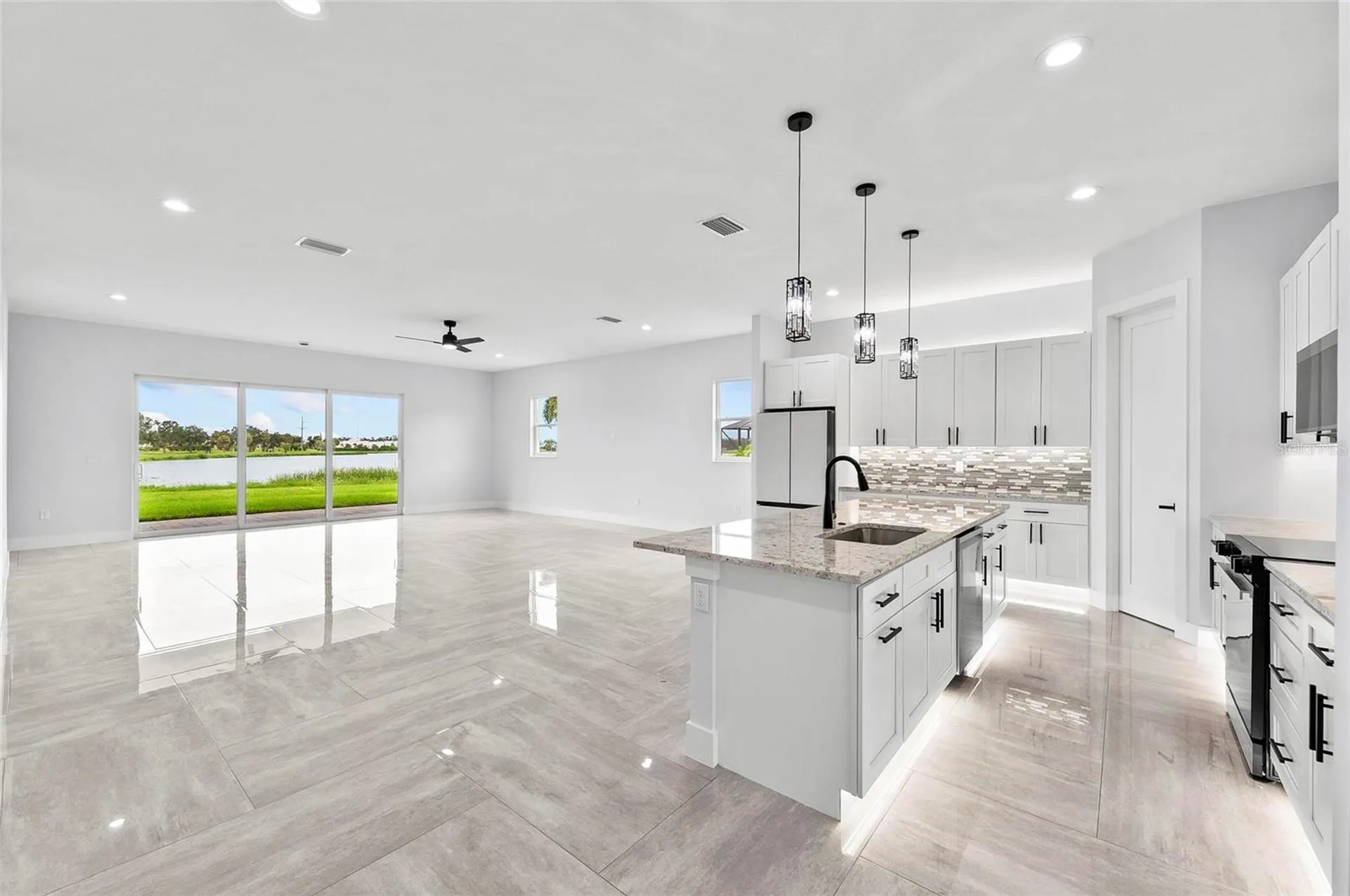 9225 Raes Creek Place Palmetto FL 34221