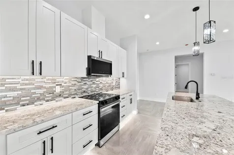 9225 Raes Creek Place Palmetto FL 34221