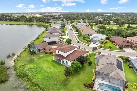 9225 Raes Creek Place Palmetto FL 34221