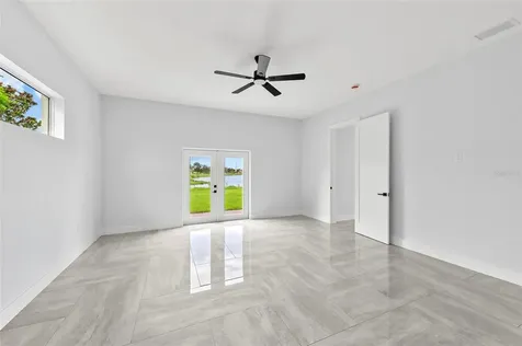 9225 Raes Creek Place Palmetto FL 34221
