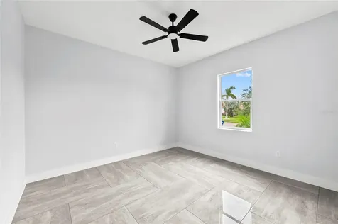 9225 Raes Creek Place Palmetto FL 34221