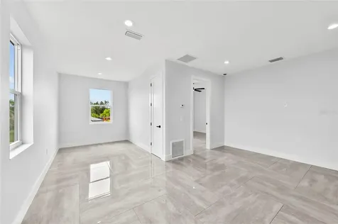 9225 Raes Creek Place Palmetto FL 34221