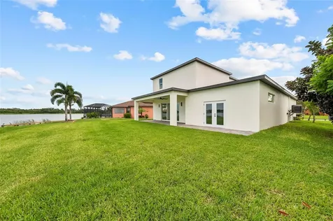 9225 Raes Creek Place Palmetto FL 34221