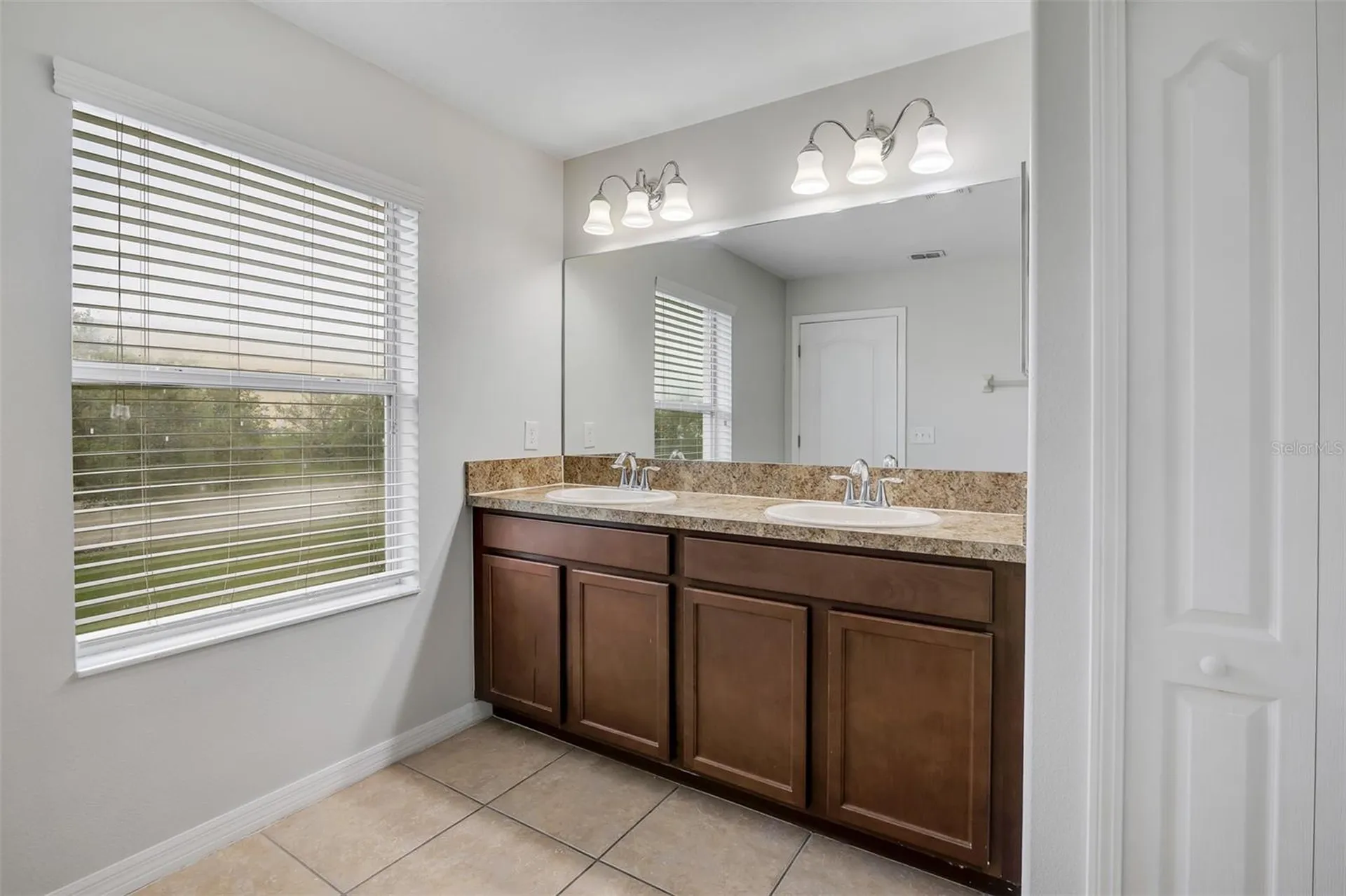 10975 Savannah Landing Circle Orlando FL 32832