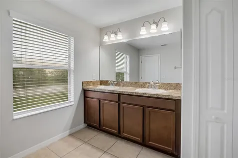 10975 Savannah Landing Circle Orlando FL 32832