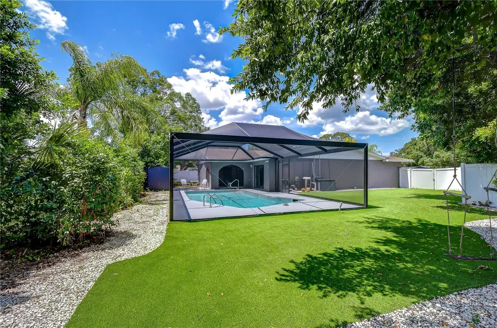1291 Raleigh Court Tarpon Springs FL 34689