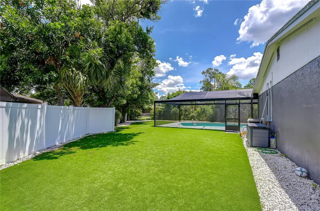1291 Raleigh Court Tarpon Springs FL 34689