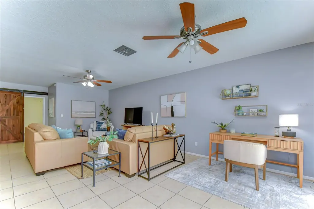 1291 Raleigh Court Tarpon Springs FL 34689