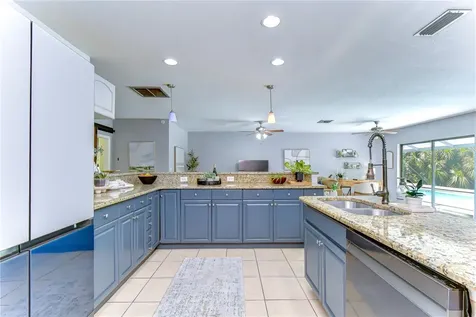 1291 Raleigh Court Tarpon Springs FL 34689