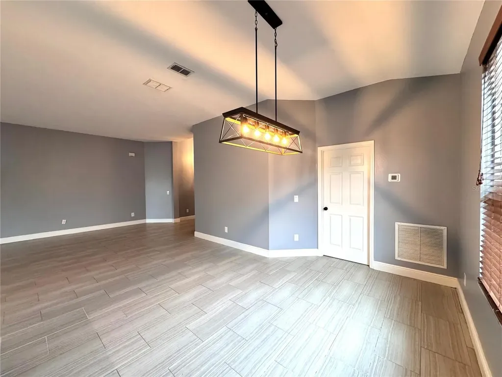 5004 Marbella Isle Drive Orlando FL 32837