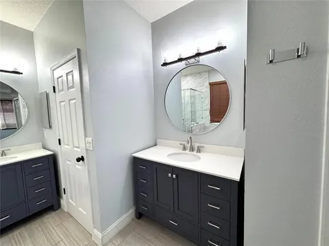 5004 Marbella Isle Drive Orlando FL 32837