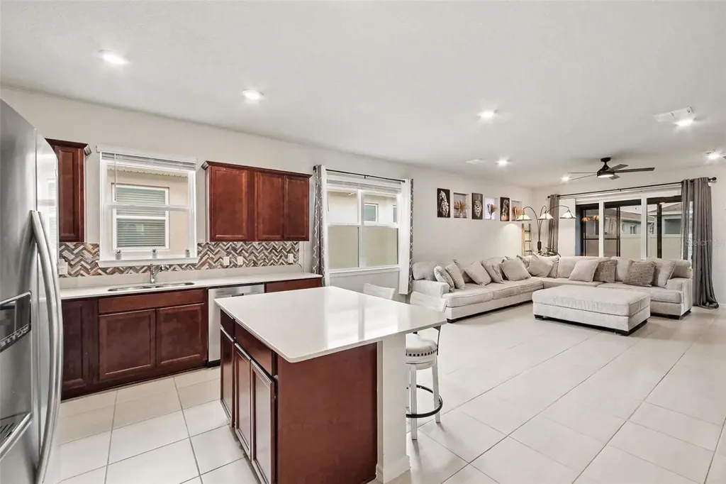 2739 Summer Retreat Lane Kissimmee FL 34744