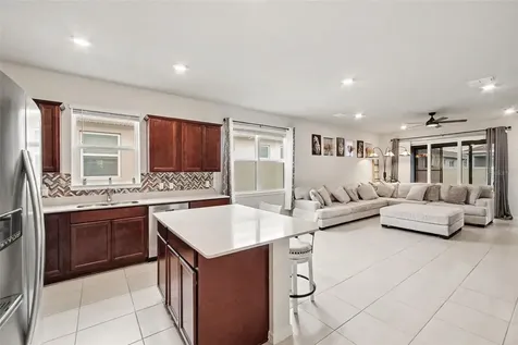 2739 Summer Retreat Lane Kissimmee FL 34744
