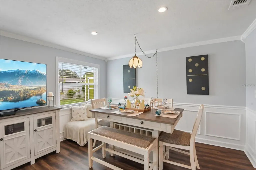 5520 24th Terrace N St Petersburg FL 33710