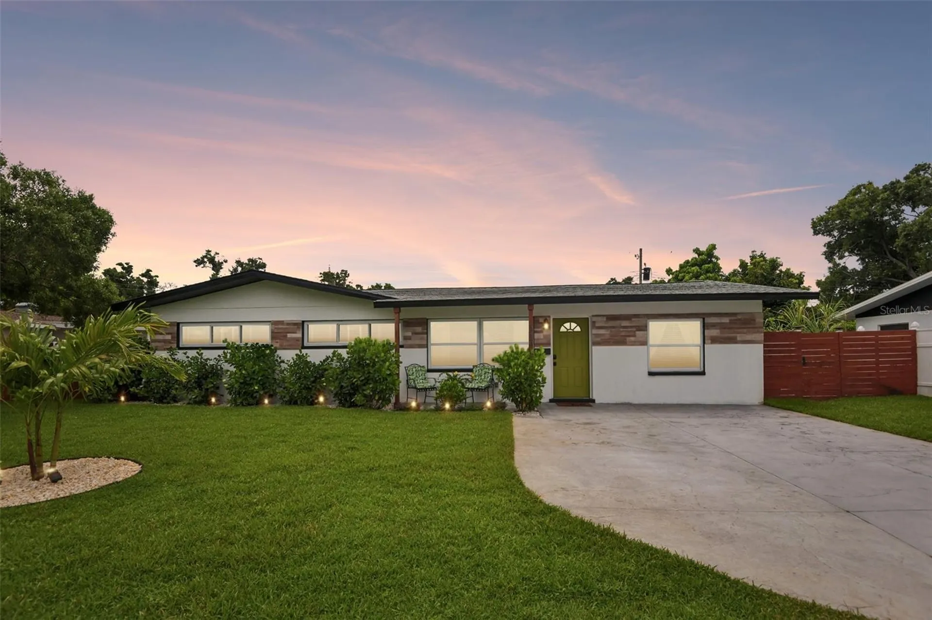 5520 24th Terrace N St Petersburg FL 33710