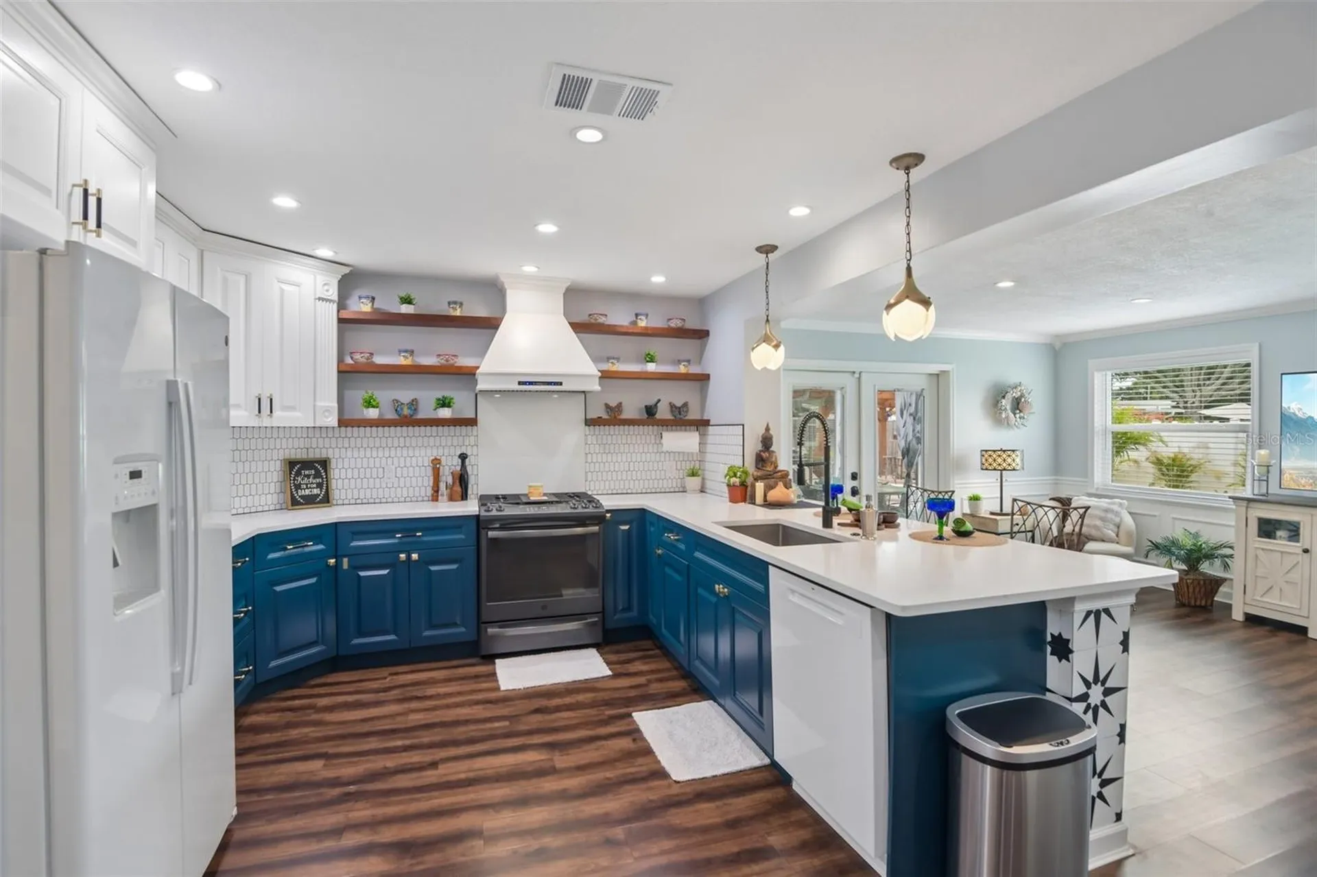 5520 24th Terrace N St Petersburg FL 33710