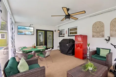 5520 24th Terrace N St Petersburg FL 33710