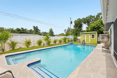 5520 24th Terrace N St Petersburg FL 33710