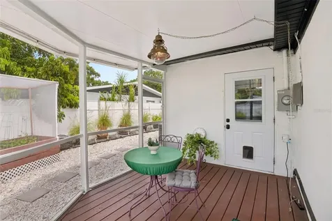 5520 24th Terrace N St Petersburg FL 33710