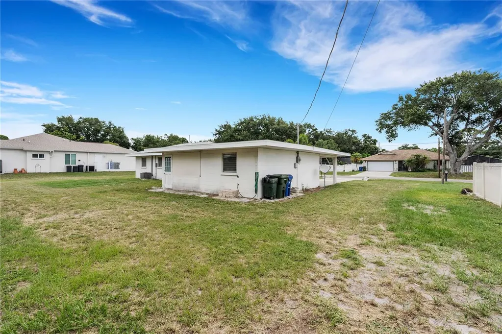 2830 Siesta Drive Venice FL 34293