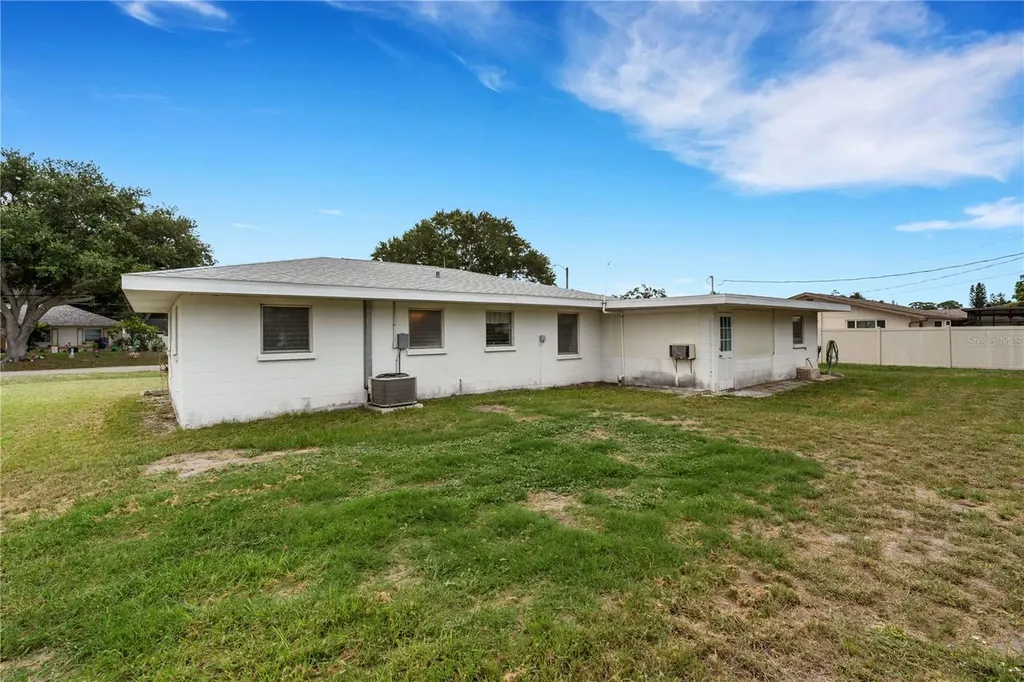 2830 Siesta Drive Venice FL 34293