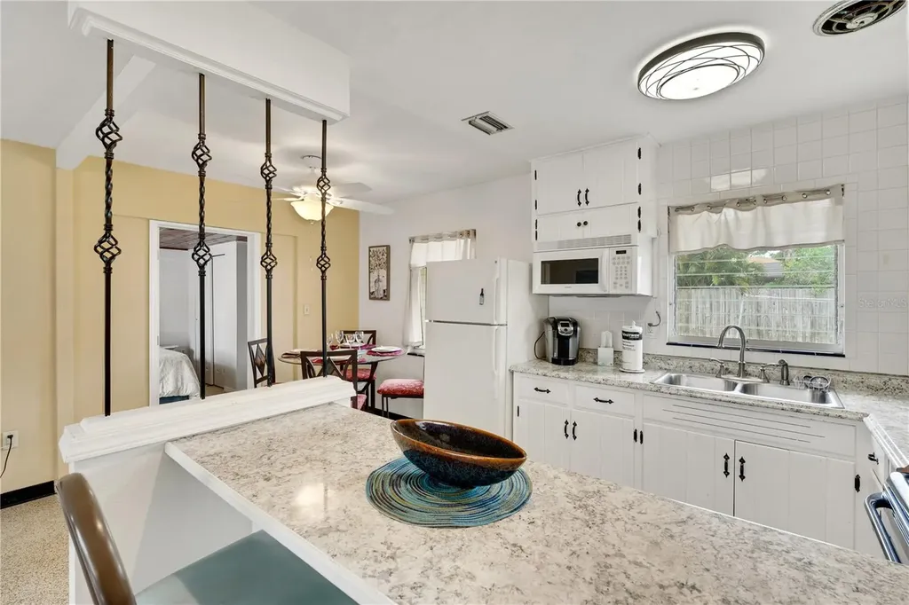 2830 Siesta Drive Venice FL 34293