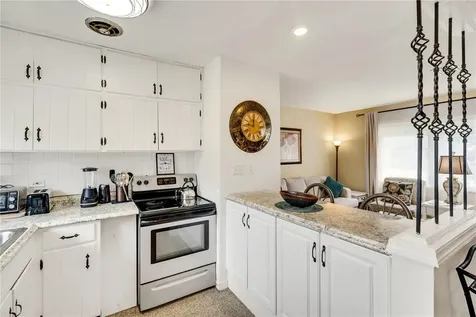 2830 Siesta Drive Venice FL 34293