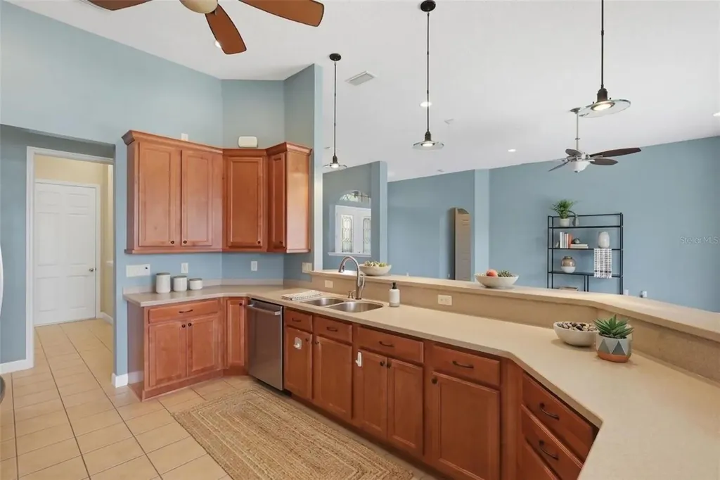7879 Crosswinds Way Mount Dora FL 32757