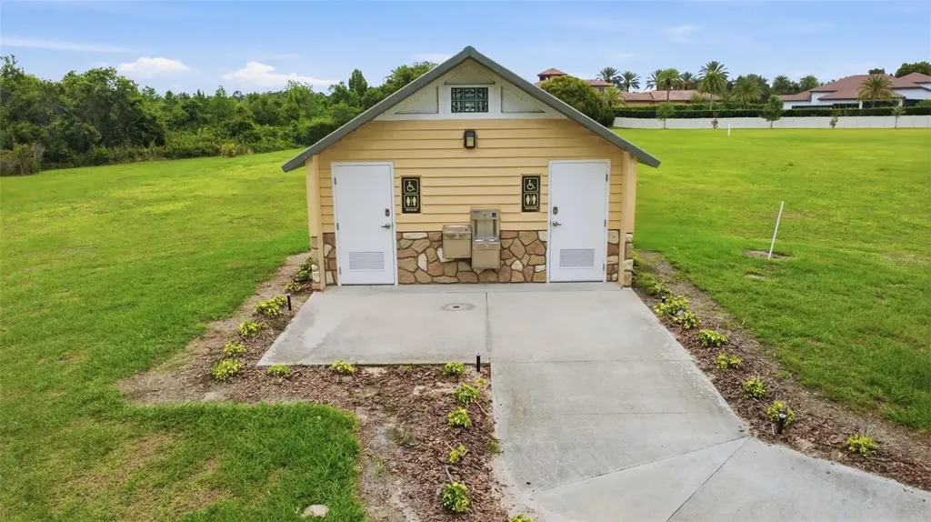 7879 Crosswinds Way Mount Dora FL 32757