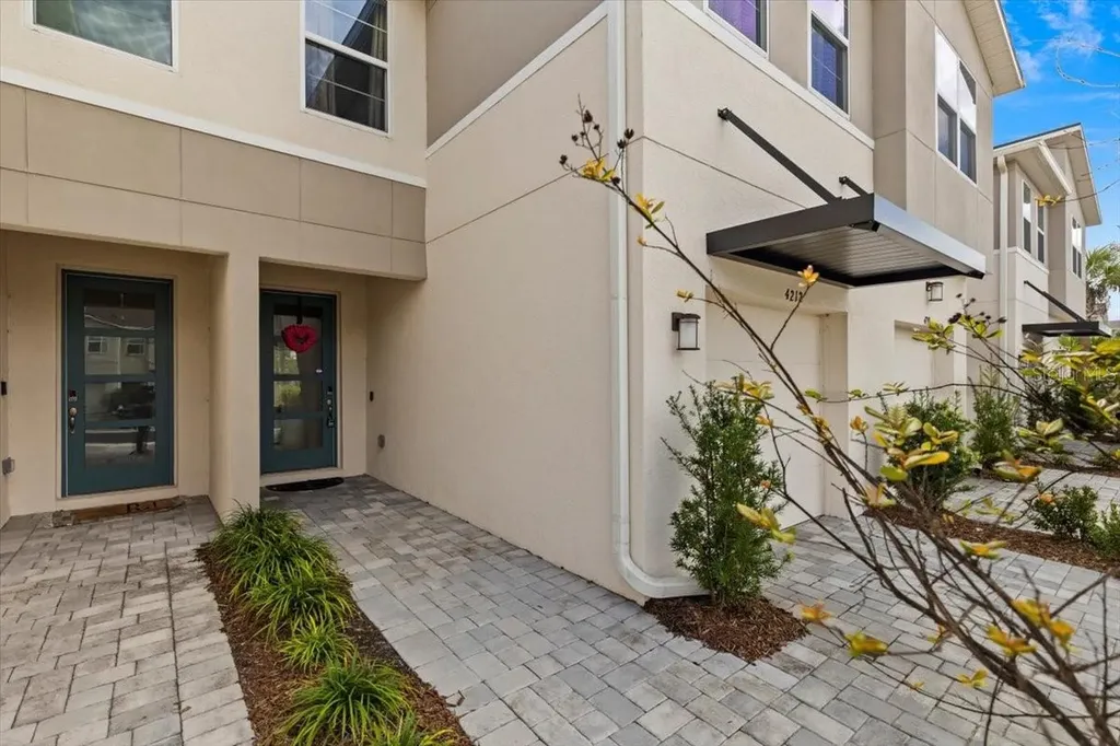 4212 Cloud Hopper Way Lutz FL 33559